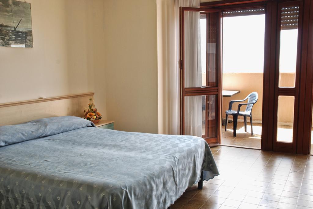 Hotel Scacciapensieri Nettuno Exteriér fotografie