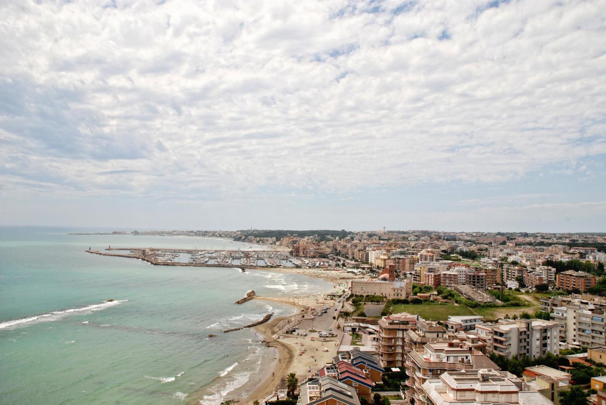 Hotel Scacciapensieri Nettuno Exteriér fotografie