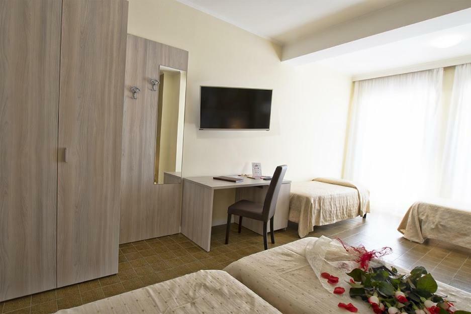 Hotel Scacciapensieri Nettuno Exteriér fotografie