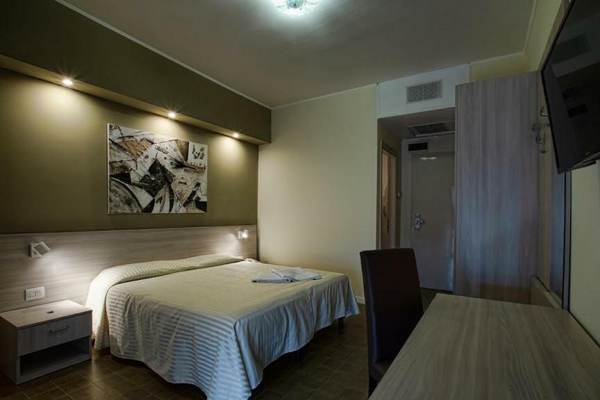 Hotel Scacciapensieri Nettuno Exteriér fotografie