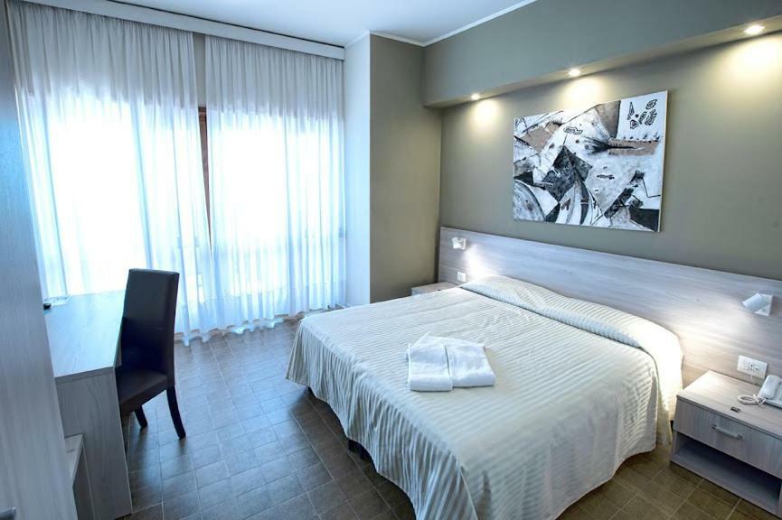 Hotel Scacciapensieri Nettuno Exteriér fotografie