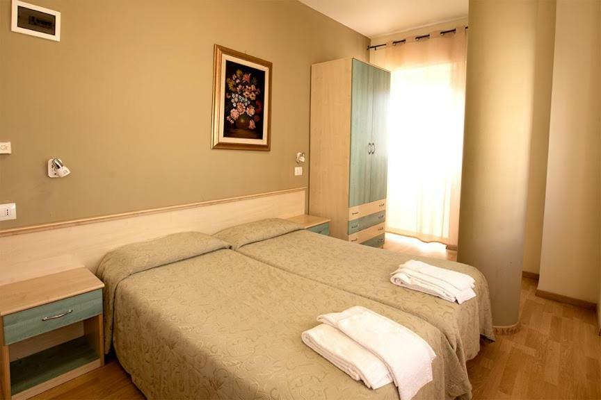 Hotel Scacciapensieri Nettuno Exteriér fotografie