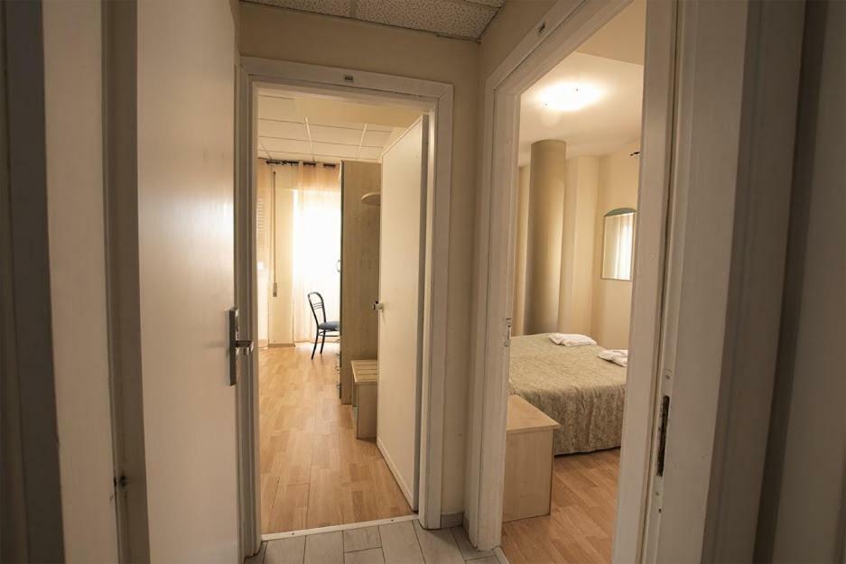 Hotel Scacciapensieri Nettuno Exteriér fotografie