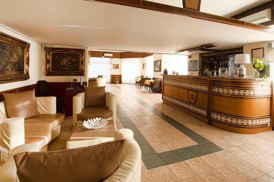 Hotel Scacciapensieri Nettuno Exteriér fotografie